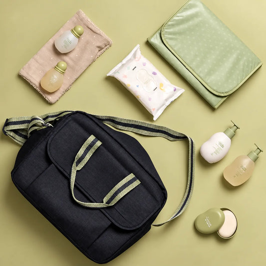 Kit Natura Mamãe e Bebê 8 Itens com Bolsa e Trocador