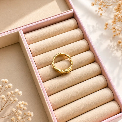 18K Gold-Plated Adjustable Ring – Elegance and Versatility