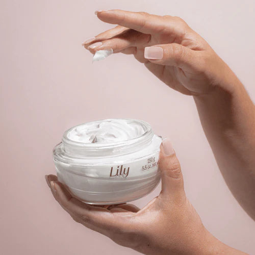 Creme Hidratante Acetinado Lily 250g