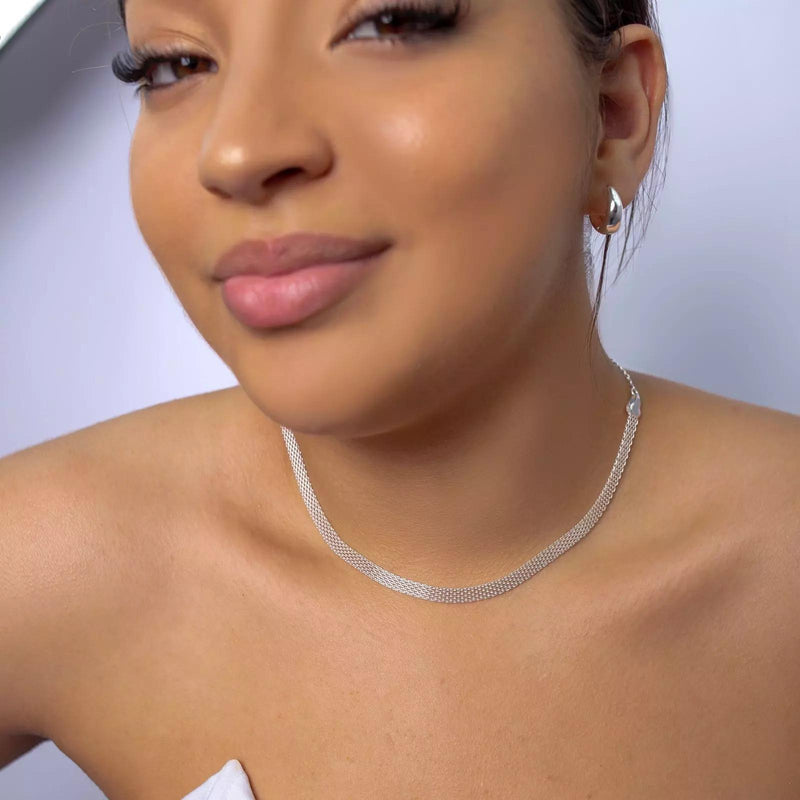 Colar Choker Feminino – Elegante e Moderno