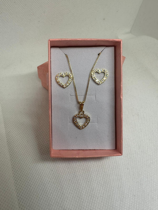 Heart Jewelry Set – Elegant & Meaningful