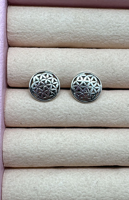 Brincos de Prata 925 – Elegância Atemporal para Todas as Ocasiões